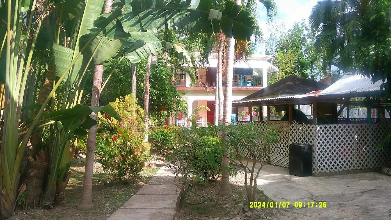 Marge'S Vacation Rentals Negril