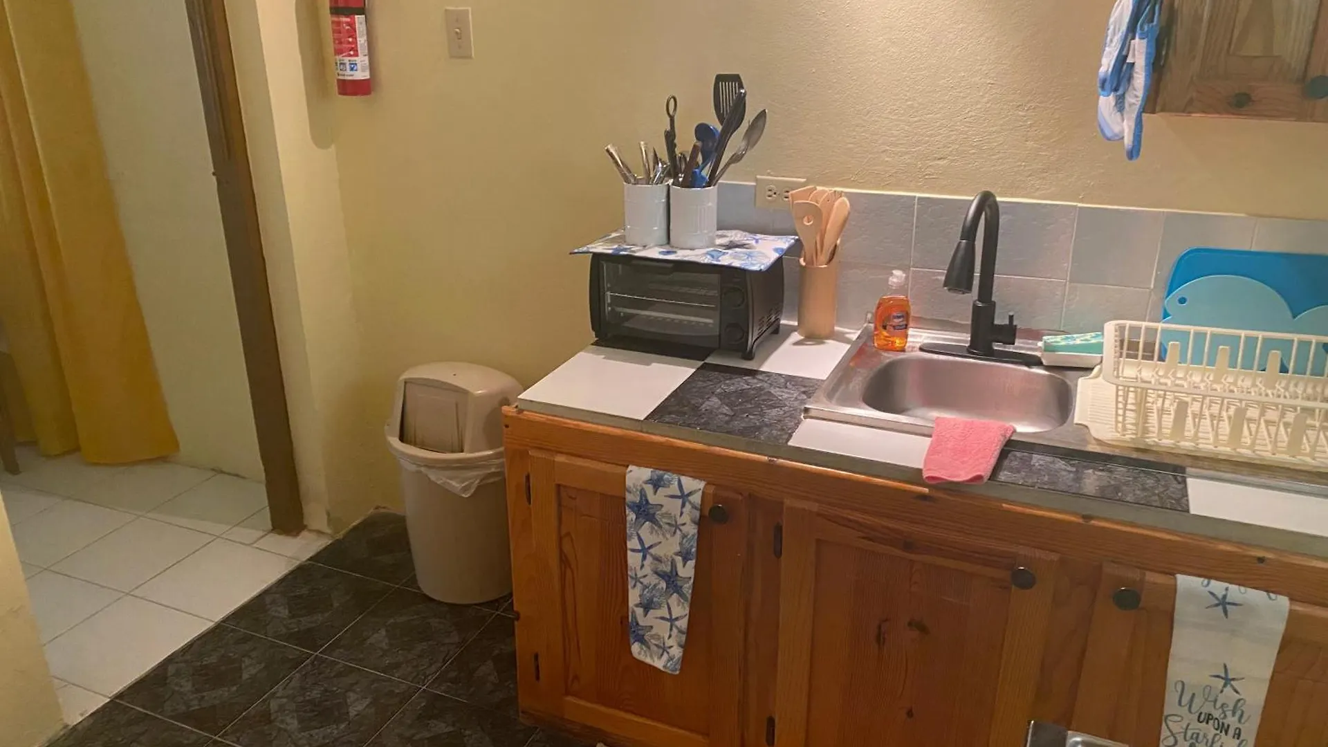 Marge'S Vacation Rentals Negril